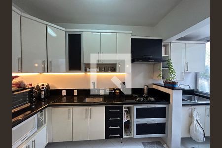 Cozinha de apartamento para alugar com 1 quarto, 43m² em Pátria Nova, Novo Hamburgo
