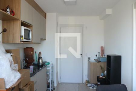 Sala/Cozinha  de apartamento para alugar com 1 quarto, 24m² em Água Branca, São Paulo