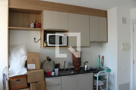 Sala/Cozinha  de apartamento para alugar com 1 quarto, 24m² em Água Branca, São Paulo