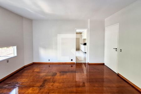 Sala de apartamento à venda com 2 quartos, 78m² em Icaraí, Niterói