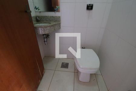 Lavabo de casa para alugar com 3 quartos, 175m² em Santa Mônica, Uberlândia