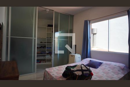 Quarto 1 de casa para alugar com 4 quartos, 190m² em Jardim Leopoldina, Porto Alegre