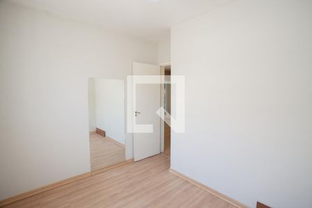Quarto 1 de apartamento para alugar com 2 quartos, 45m² em Fonte Grande, Contagem