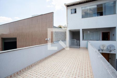 Varanda de casa para alugar com 4 quartos, 160m² em Europa, Contagem