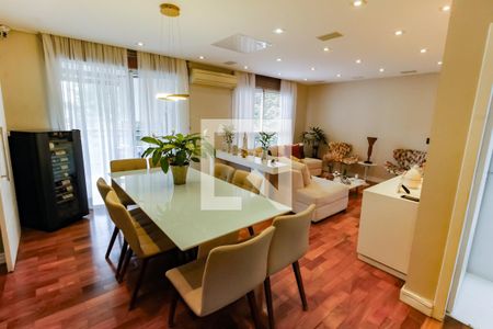 Sala 1 de apartamento à venda com 3 quartos, 161m² em Vila Suzana, São Paulo