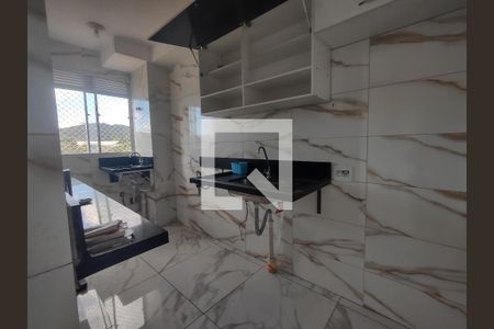 Cozinha de apartamento para alugar com 2 quartos, 44m² em Vila Pedra Branca, São Paulo