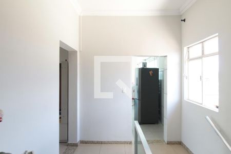 Hall de casa para alugar com 4 quartos, 160m² em Copacabana, Belo Horizonte