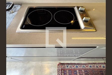 Sala/Cozinha de apartamento à venda com 1 quarto, 45m² em Vila Olímpia, São Paulo