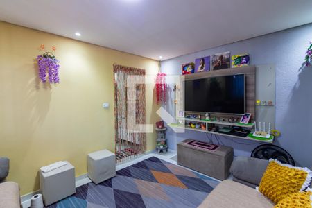 Sala 2 de casa à venda com 6 quartos, 250m² em Padroeira, Osasco