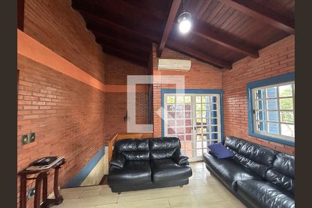 Detalhe Sala de casa para alugar com 4 quartos, 290m² em Ideal, Novo Hamburgo