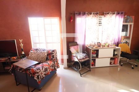 Sala de casa para alugar com 3 quartos, 150m² em Umuarama, Osasco