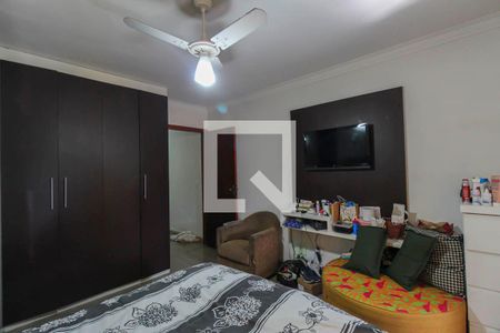 Suite de casa à venda com 3 quartos, 120m² em Parque dos Bancarios, São Paulo