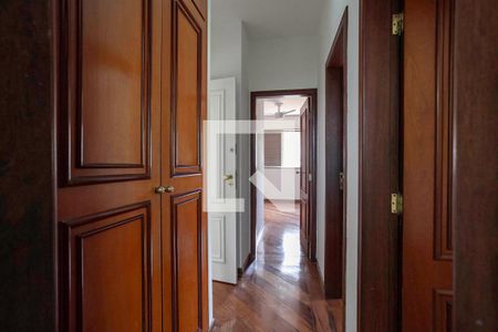 Corredor de apartamento à venda com 4 quartos, 240m² em Liberdade, Belo Horizonte