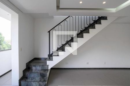 Escada de apartamento à venda com 4 quartos, 240m² em Liberdade, Belo Horizonte