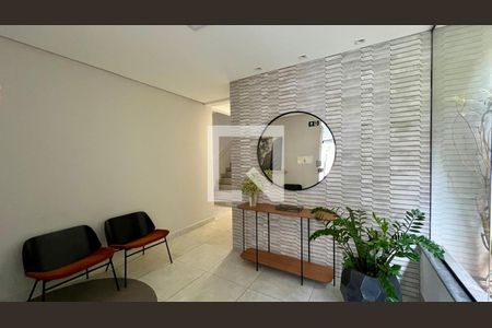Hall de entrada de apartamento à venda com 3 quartos, 85m² em Serra, Belo Horizonte