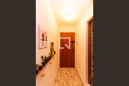 Hall de entrada de kitnet/studio à venda com 1 quarto, 25m² em Liberdade, São Paulo