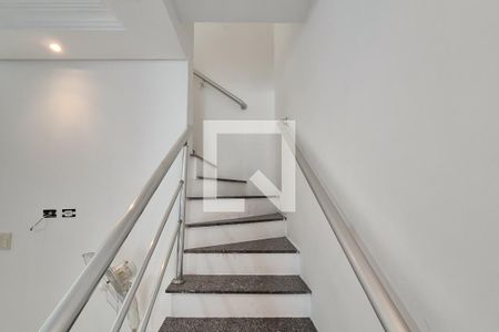 Corredor de casa à venda com 2 quartos, 105m² em Vila Jupiter, São Bernardo do Campo