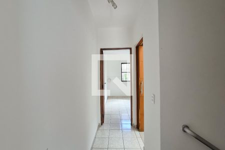 Corredor de casa à venda com 2 quartos, 105m² em Vila Jupiter, São Bernardo do Campo