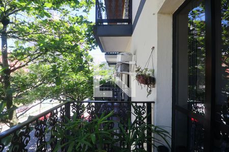 Varanda de apartamento para alugar com 4 quartos, 110m² em Balneario Cidade Atlantica, Guarujá