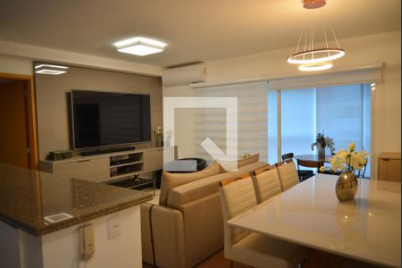 Sala de apartamento à venda com 3 quartos, 100m² em Vila Assunção, Santo André