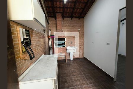 Lavanderia de casa para alugar com 2 quartos, 80m² em Jardim Santa Ines, Guarulhos