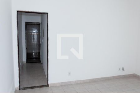 Corredor para Quarto, Banheiro e Cozinha  de casa à venda com 1 quarto, 42m² em Olaria, Rio de Janeiro
