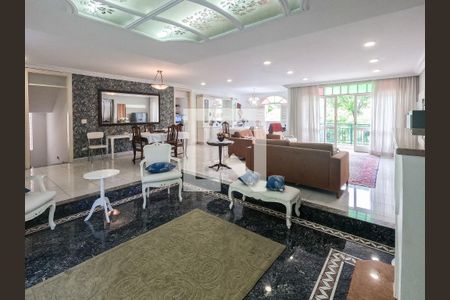 Casa à venda com 4 quartos, 500m² em City América, São Paulo