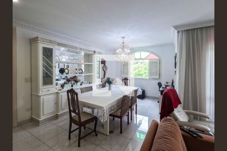 Casa à venda com 4 quartos, 500m² em City América, São Paulo