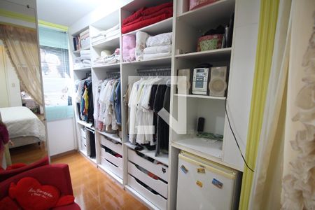 Closet Quarto 1 de apartamento à venda com 4 quartos, 200m² em Teixeira Dias (barreiro, Belo Horizonte