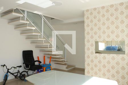 Sala de casa para alugar com 3 quartos, 120m² em Chácara Canta Galo, Cotia