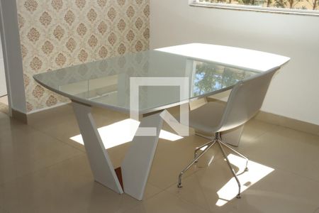 Sala de casa para alugar com 3 quartos, 120m² em Chácara Canta Galo, Cotia