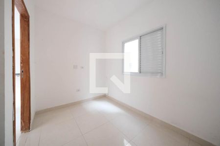 Quarto 2 de apartamento para alugar com 2 quartos, 38m² em Jardim Arize, São Paulo