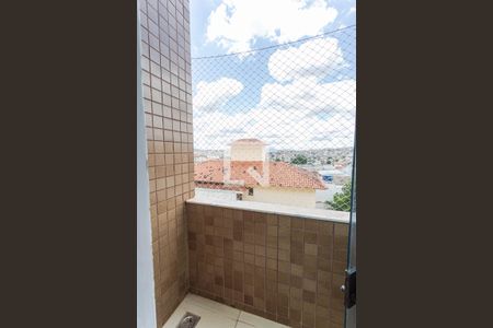Apartamento à venda com 3 quartos, 217m² em Pompéia, Belo Horizonte