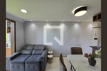 Sala  de apartamento à venda com 2 quartos, 47m² em Jardim Bela Vista, Guarulhos