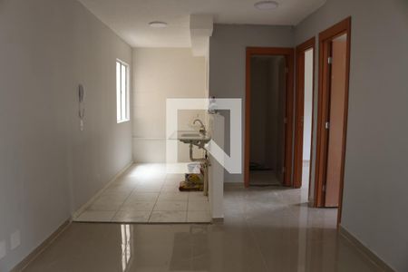 Sala de apartamento para alugar com 2 quartos, 47m² em Granja Viana, Cotia