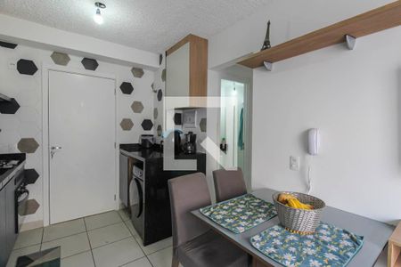 Sala/Cozinha de apartamento à venda com 2 quartos, 44m² em Vila Graciosa, São Paulo