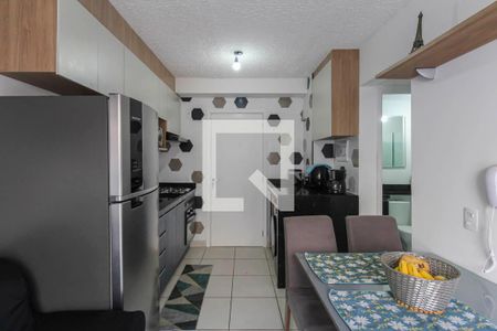 Sala/Cozinha de apartamento à venda com 2 quartos, 44m² em Vila Graciosa, São Paulo