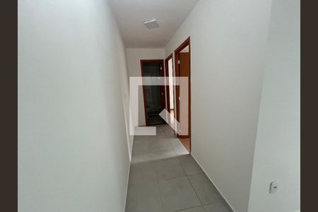 Corredor de apartamento à venda com 2 quartos, 48m² em Del Castilho, Rio de Janeiro