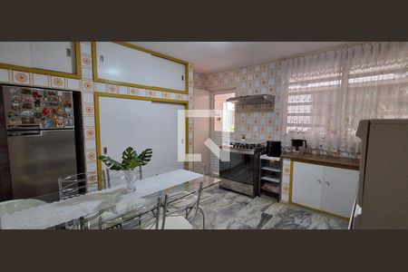 Cozinha  de casa à venda com 3 quartos, 200m² em Barcelona, São Caetano do Sul