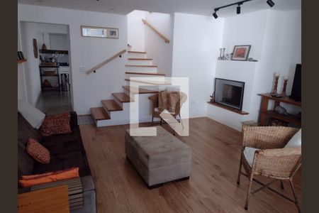 Foto 03 de casa à venda com 3 quartos, 125m² em Chácara Monte Alegre, São Paulo