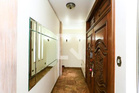 Hall de entrada de casa à venda com 5 quartos, 450m² em Jardim Guedala, São Paulo