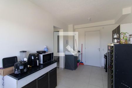 Sala/Cozinha de apartamento para alugar com 2 quartos, 34m² em Colônia (zona Leste), São Paulo