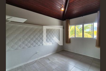 Suite  de casa de condomínio à venda com 4 quartos, 122m² em Recreio dos Bandeirantes, Rio de Janeiro