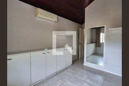 Suíte  de casa de condomínio à venda com 4 quartos, 122m² em Recreio dos Bandeirantes, Rio de Janeiro