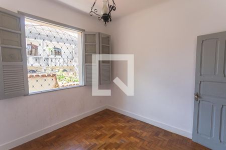 Quarto 2 de casa para alugar com 5 quartos, 300m² em Sagrada Família, Belo Horizonte