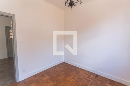 Quarto 2 de casa para alugar com 5 quartos, 300m² em Sagrada Família, Belo Horizonte