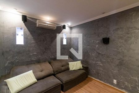 Sala de TV de casa de condomínio para alugar com 4 quartos, 258m² em Guaratiba, Rio de Janeiro