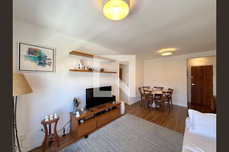 Sala  de apartamento à venda com 2 quartos, 65m² em Santo Amaro, São Paulo