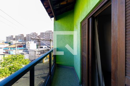 Sacada de casa à venda com 2 quartos, 223m² em Cidade Continental, São Paulo