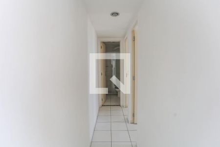 Corredor de apartamento para alugar com 2 quartos, 43m² em Canhema, Diadema